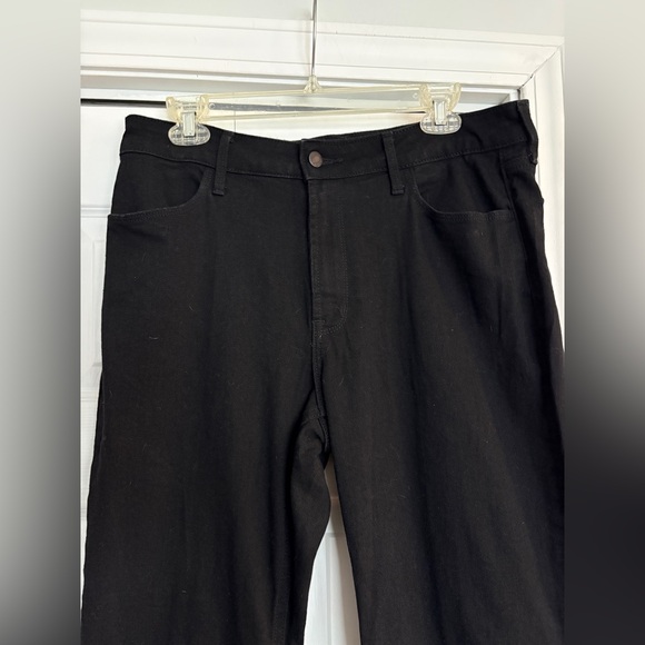 Old Navy High Waisted Wow Flare Jeans - Size 12, Black Jack - Picture 9 of 15